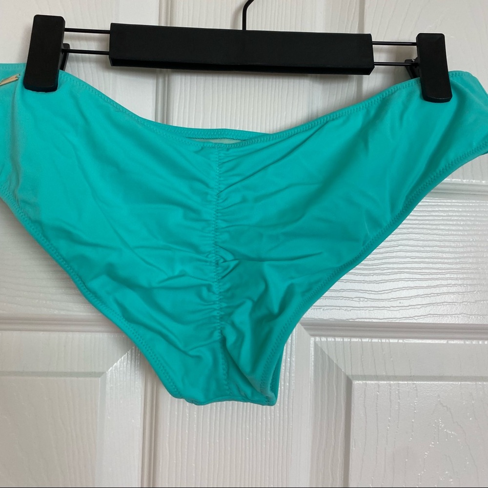 Victoria Secret Bikini Bottom - Picture 2 of 3